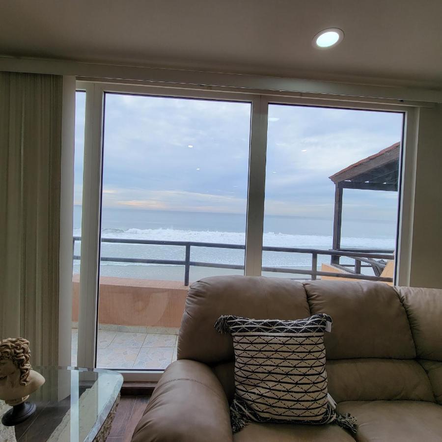 Oceanfront Condominiums With Private Beach Access 提华纳 外观 照片